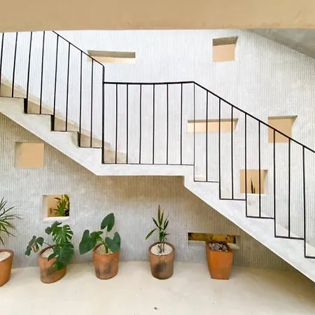 Bohochic Studio With Full Kitchen, Pool, Balcony Wifi